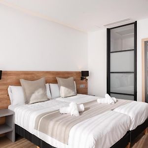 Habitación con 2 Camas Individuales